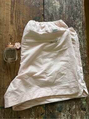 Magellan Outdoors Light Pink Seersucker Skort with Zipper Pocket